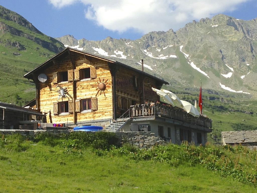 Hotel Ristorante Walser Bosco/Gurin Exterior foto