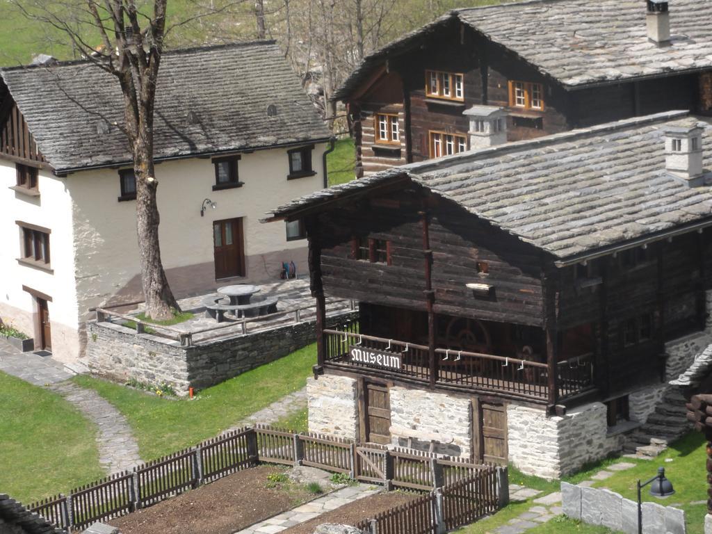 Hotel Ristorante Walser Bosco/Gurin Exterior foto